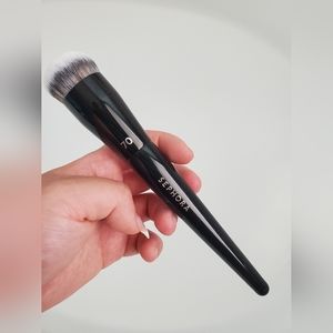 SEPHORA COLLECTION Pro Foundation Brush #70
